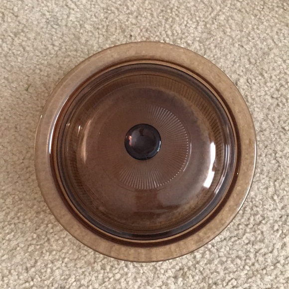 Vision by Corning vintage casserole dish with lid - Picture 2 of 9
